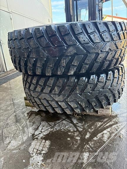 Fendt 700 Serie ,Nokian TRI2 440/80R28 Traktorji