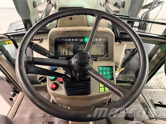 Fendt 716 Vario Трактори