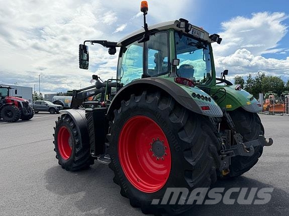 Fendt 718 الجرارات