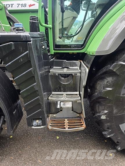 Fendt 718 Vario Traktorer