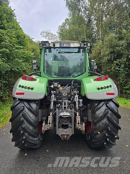 Fendt 718 Vario Traktorer