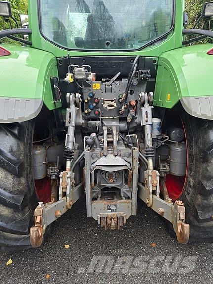 Fendt 718 Vario Traktorer