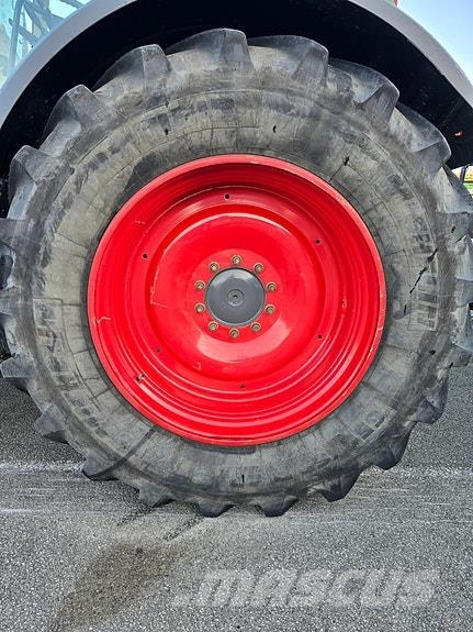 Fendt 720 Profi Tractors