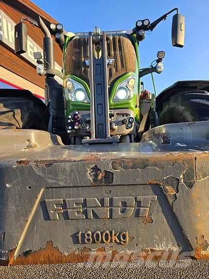 Fendt 720 Profi Tractors