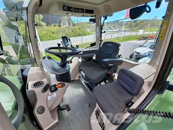 Fendt 720 Vario Трактори