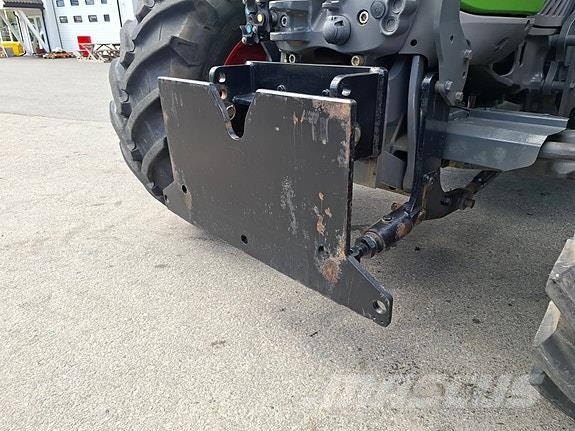 Fendt 720 Vario Трактори