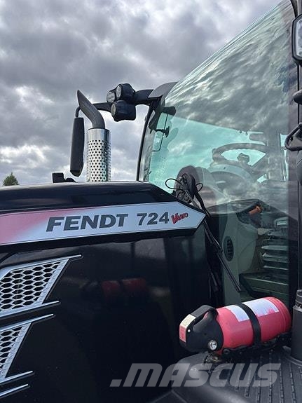 Fendt 724 Трактори