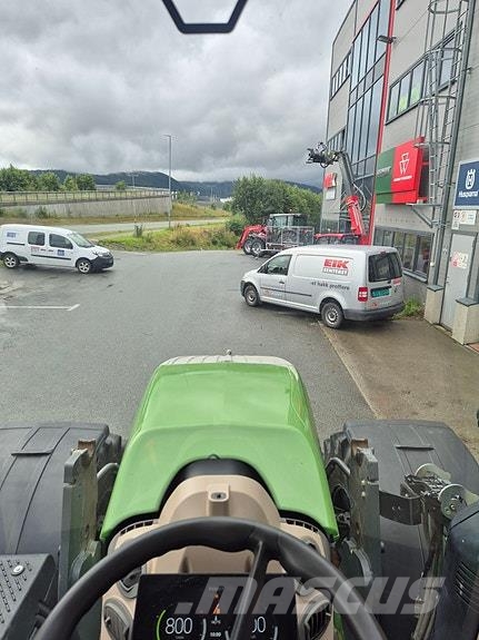 Fendt 724 Traktorji