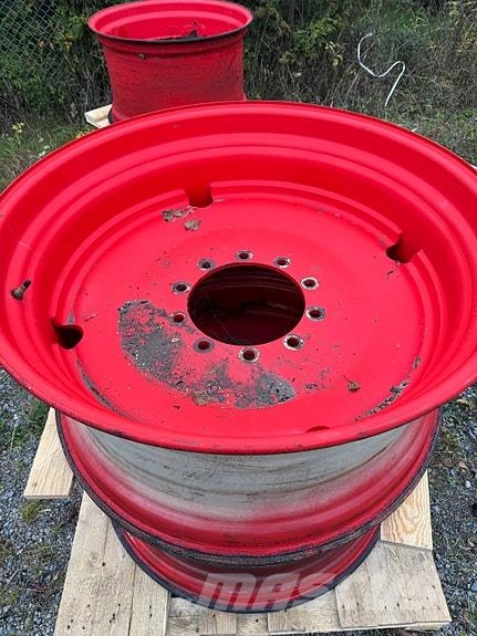 Fendt 724 38 og 28 felgsett Ostale poljoprivredne mašine
