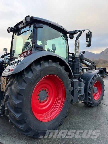 Fendt 724 Profi Traktori