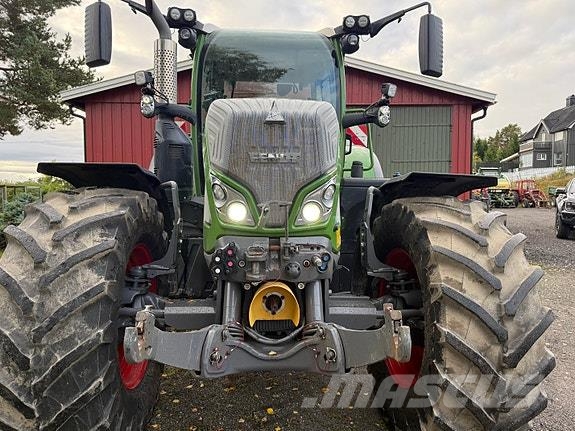 Fendt 724 Profi+ Gen6 Tractoren