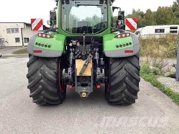 Fendt 724 Profi Pluss Traktorji