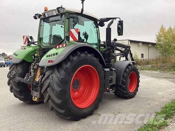 Fendt 724 Profi Pluss Traktorji