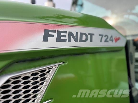 Fendt 724 S4 Трактори