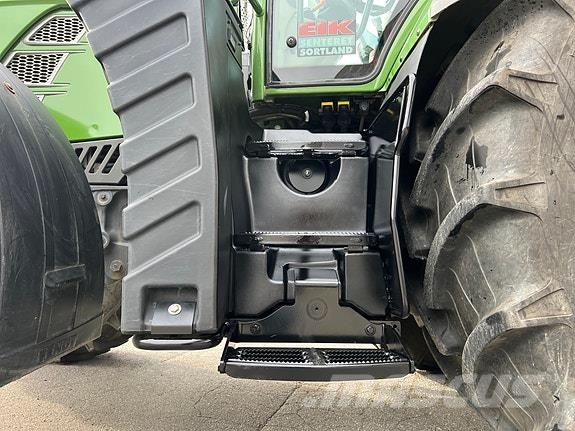 Fendt 724 S4 Трактори