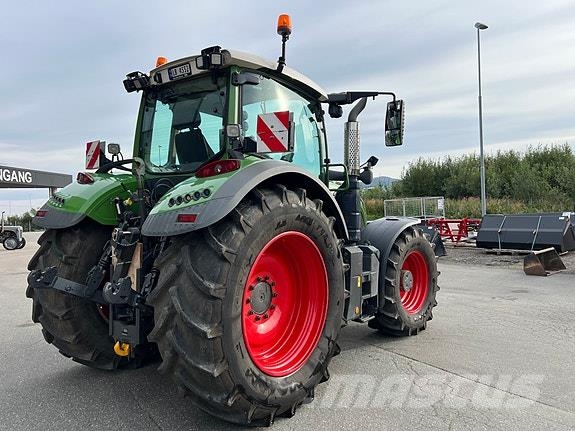 Fendt 724 S4 Трактори