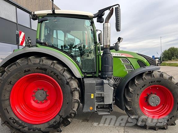 Fendt 724 S4 Трактори