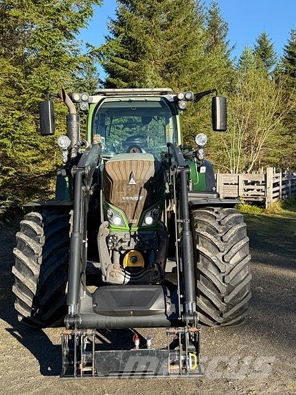 Fendt 724 S4 Profi + Tratores Agrícolas usados
