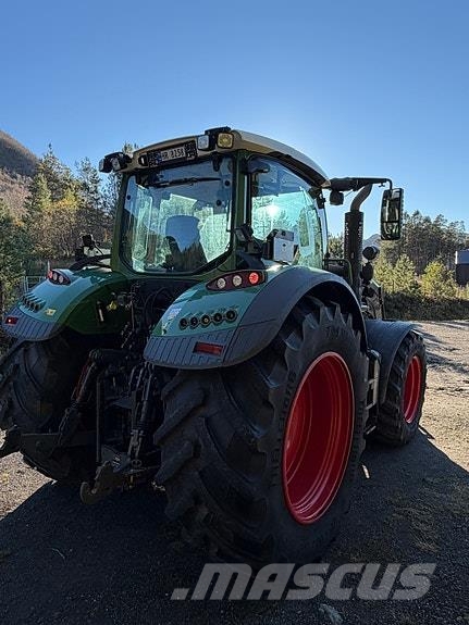 Fendt 724 S4 Profi + Tratores Agrícolas usados