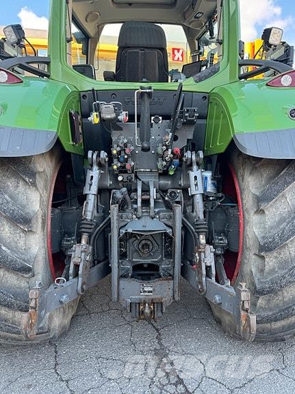 Fendt 724 Vario Traktoren
