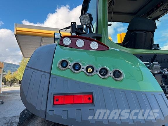 Fendt 724 Vario Traktoren