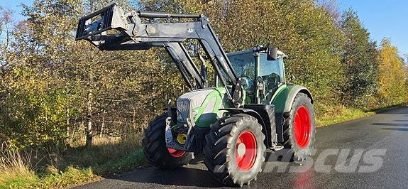 Fendt 724 VARIO Tractors