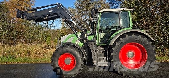 Fendt 724 VARIO Tractors