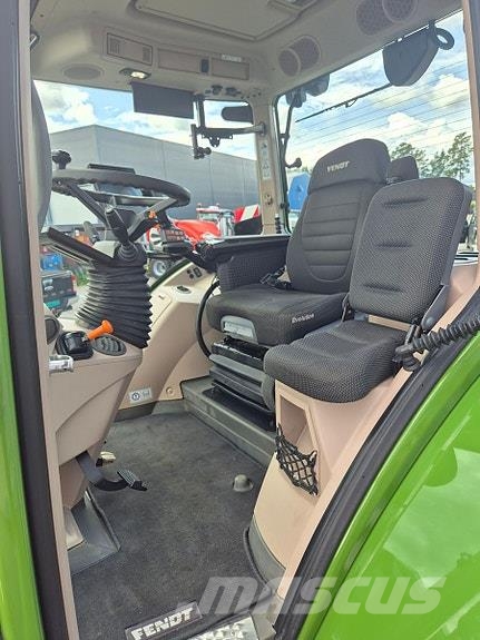 Fendt 724 VARIO Tractoren