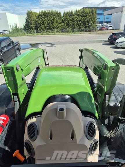Fendt 724 VARIO Tractoren