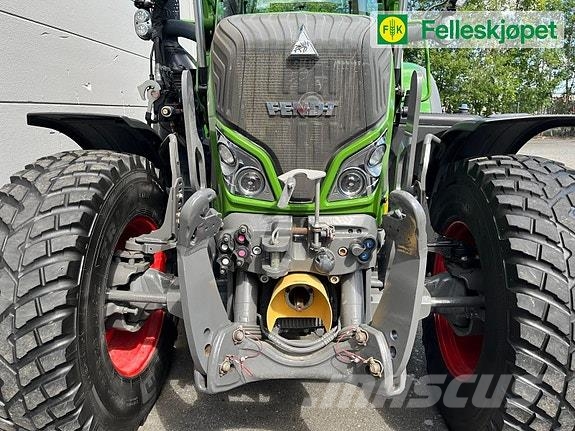 Fendt 724 VARIO Traktorit