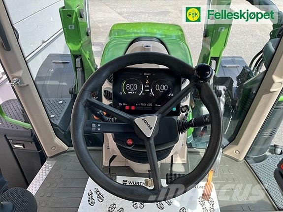 Fendt 724 VARIO Traktorit
