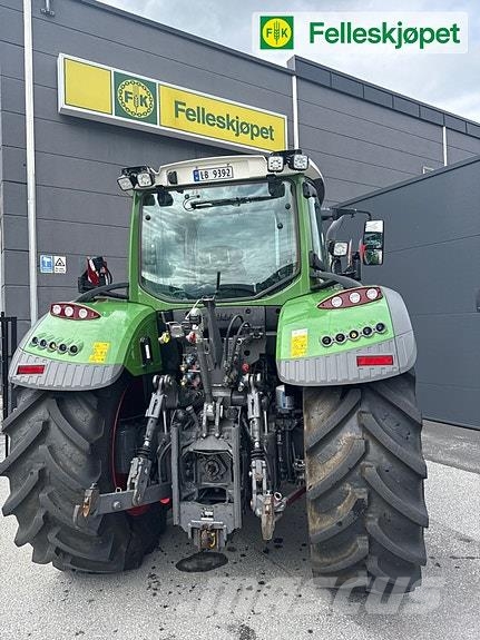 Fendt 724 VARIO Traktoren