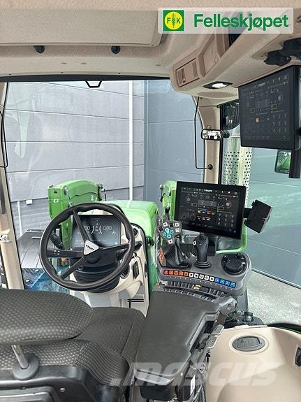 Fendt 724 VARIO Traktoren