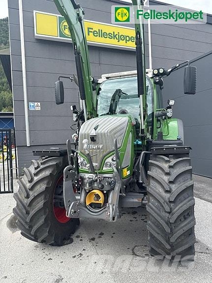 Fendt 724 VARIO Tractors
