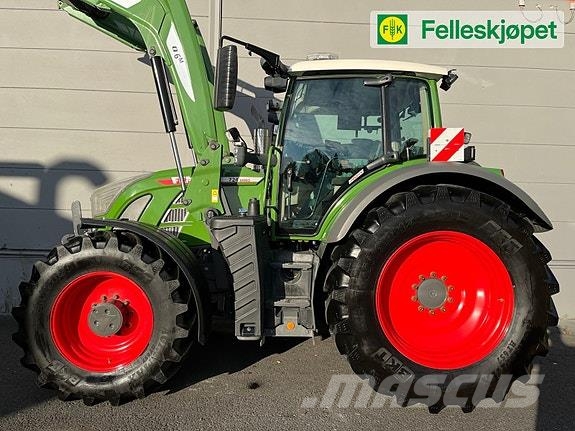 Fendt 724 VARIO Traktori
