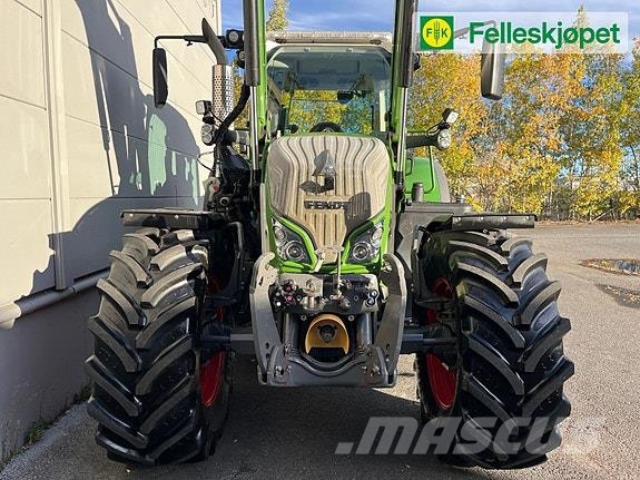 Fendt 724 VARIO Traktori