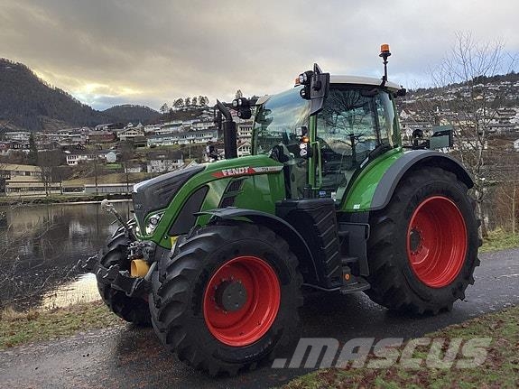 Fendt 724 VARIO premium‑traktor Traktoren