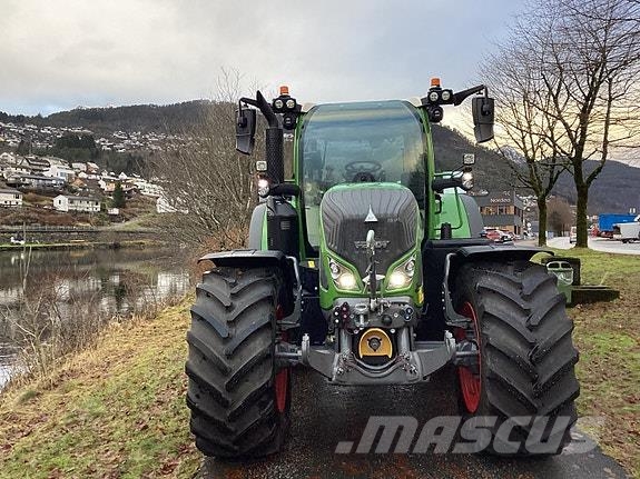 Fendt 724 VARIO premium‑traktor Traktoren
