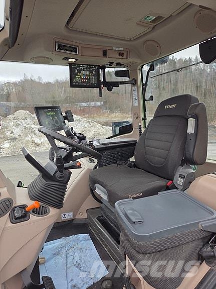 Fendt 724 Vario Profi+ Tractoren