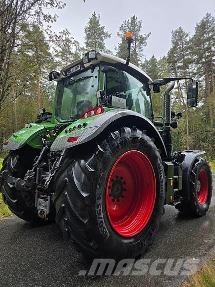 Fendt 724 Vario S4 Traktorer