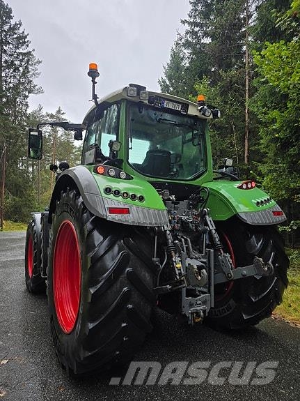 Fendt 724 Vario S4 Traktorer