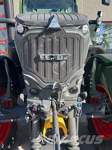 Fendt 728 Gen7 Трактори