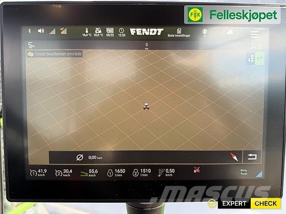 Fendt 728 VARIO Трактори
