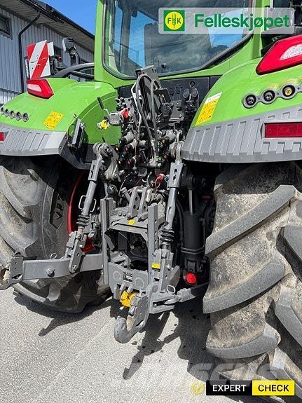 Fendt 728 VARIO Трактори
