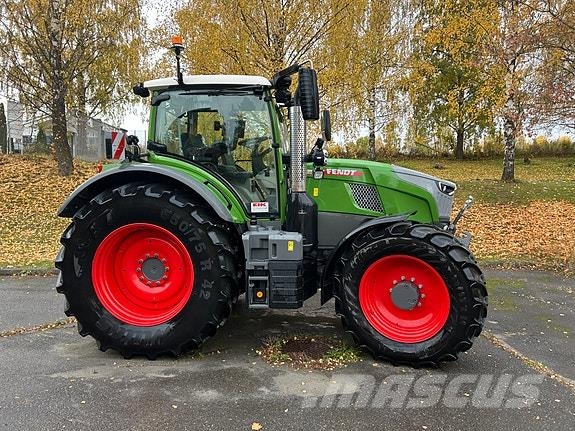 Fendt 728 Vario Gen7 الجرارات