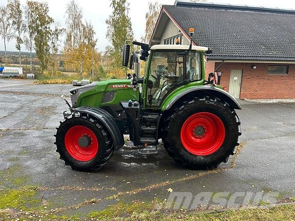 Fendt 728 Vario Gen7 الجرارات