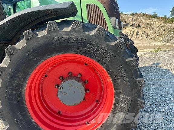 Fendt 818 Vario TMS Tracteur