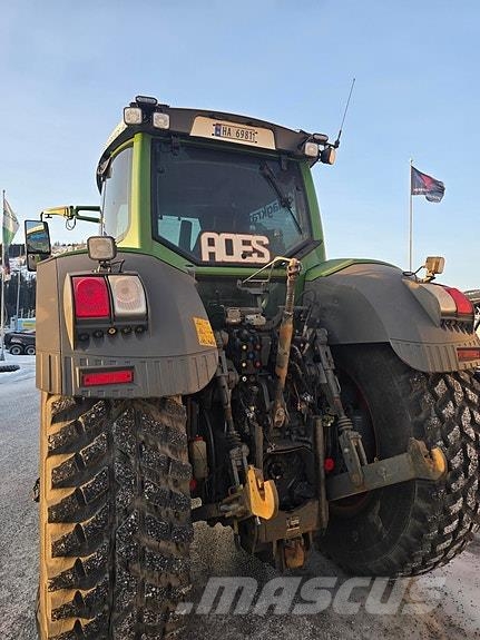 Fendt 933 Vario Traktory