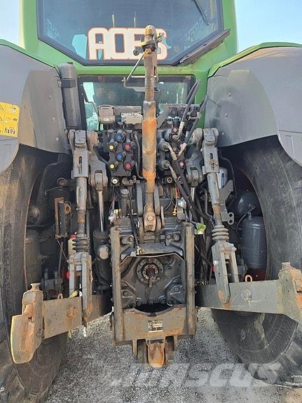 Fendt 933 Vario Traktory