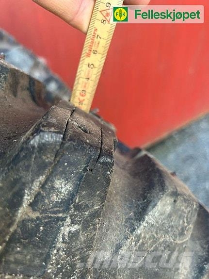 Fendt Hjul par: Nokian TRI2 620/80R42 Rød DW20B Ελαστικά και ζάντες